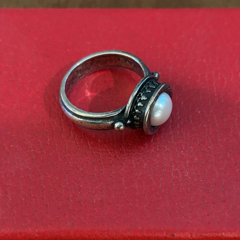 Imitation pearl ring